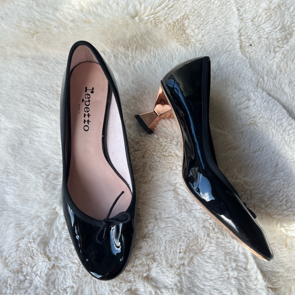 Repetto Black and Gold Kitten heels
